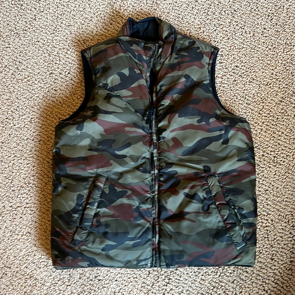 Walls Reversible Vest Boys Small 6-8 Camo Black